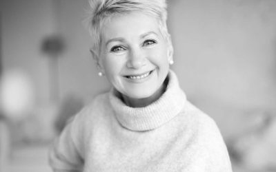 Porcelain Veneers vs. Composite Bonding: Which is Right for You?